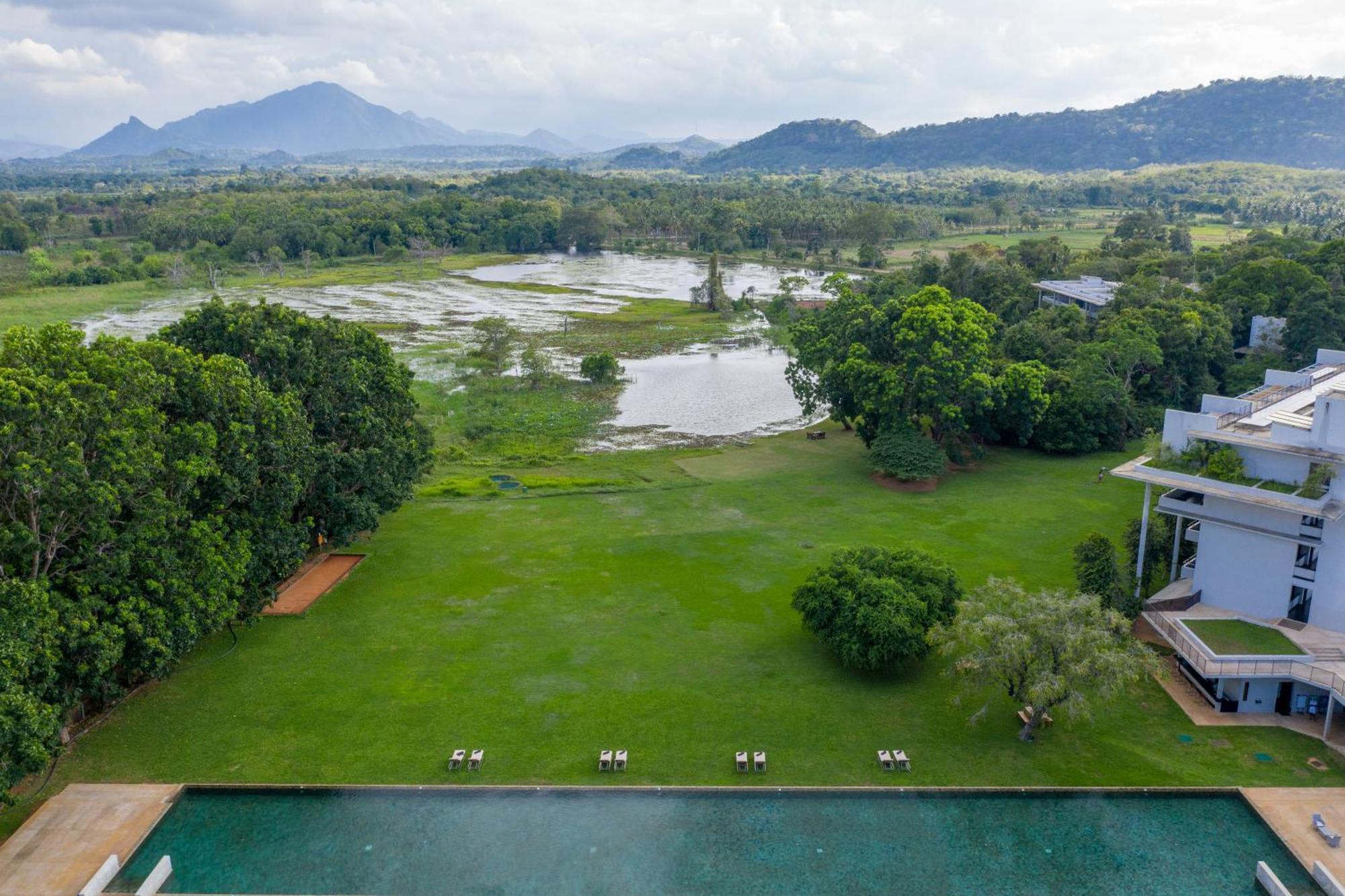Jetwing Lake Dambulla Exteriér fotografie