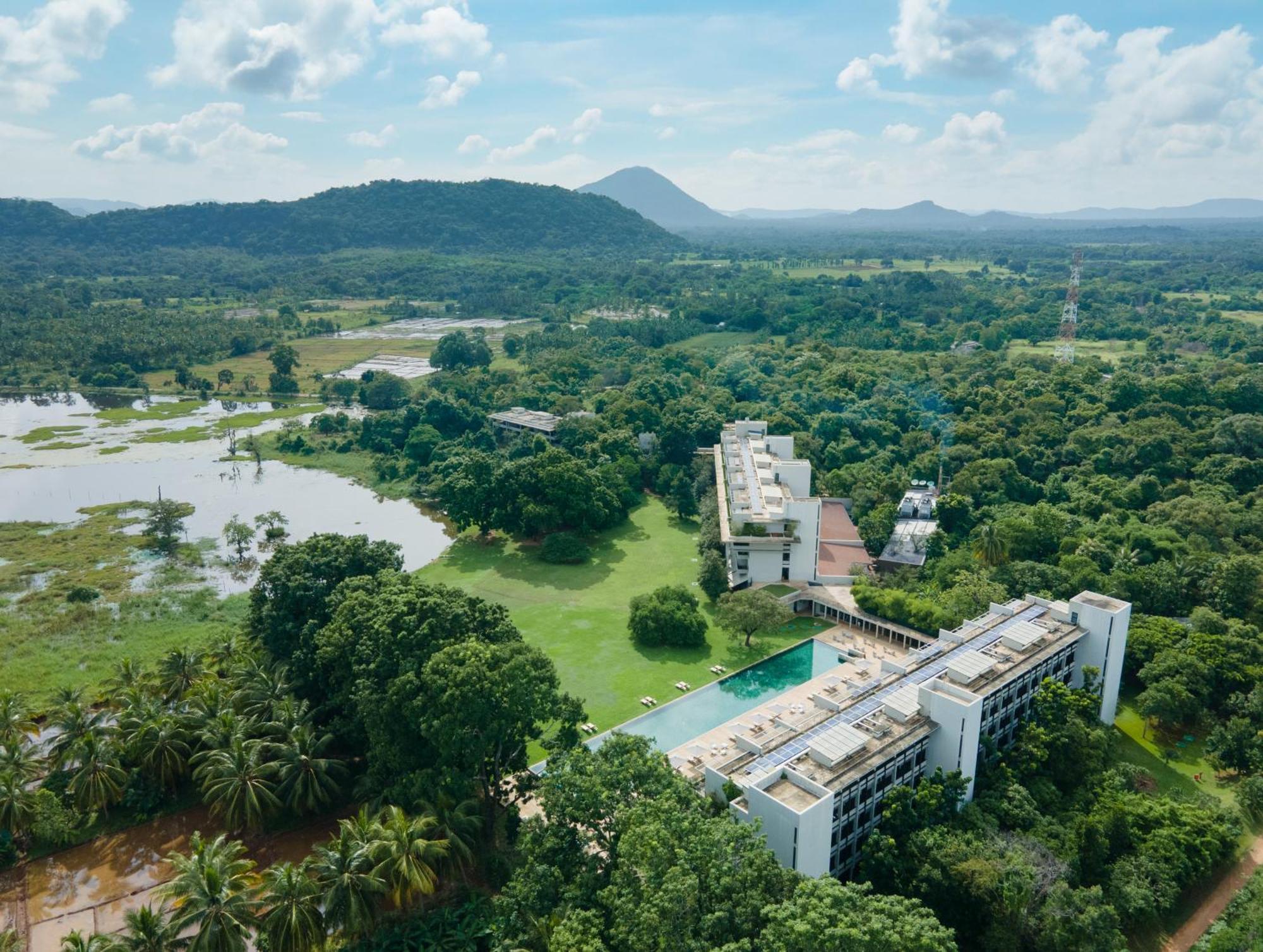 Jetwing Lake Dambulla Exteriér fotografie